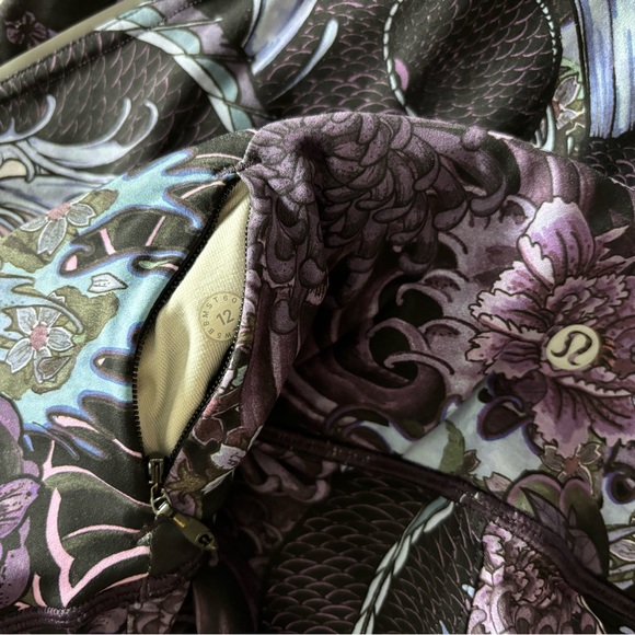 Lululemon run pant. Size 12 - Picture 2 of 6